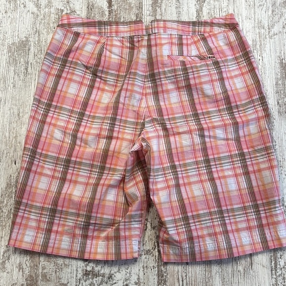 Izod Perform X Stretch Pink Plaid Bermuda Shorts Size 10 - Picture 6 of 7